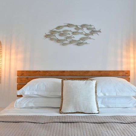 Ammos Luxury Rooms & Home Náousa Quarto foto